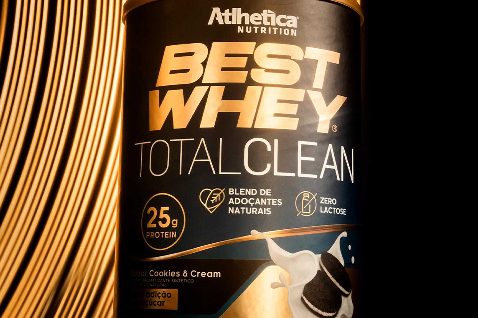 Atlhetica Nutrition's Best Whey Total Clean protein powder