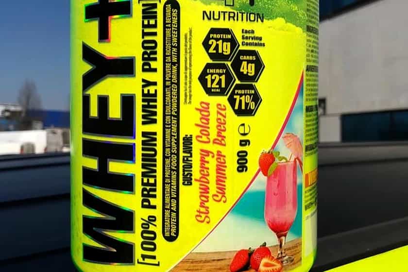 strawberry colada summer breeze whey