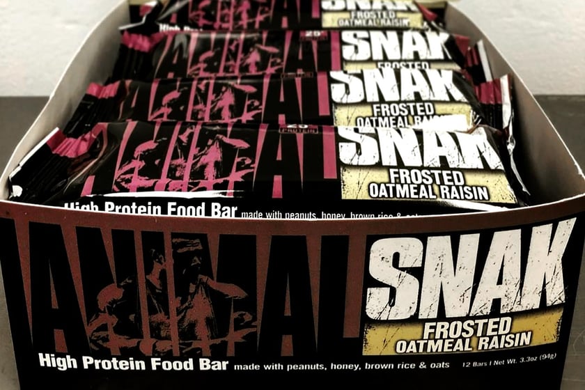 frosted oatmeal raisin animal snak