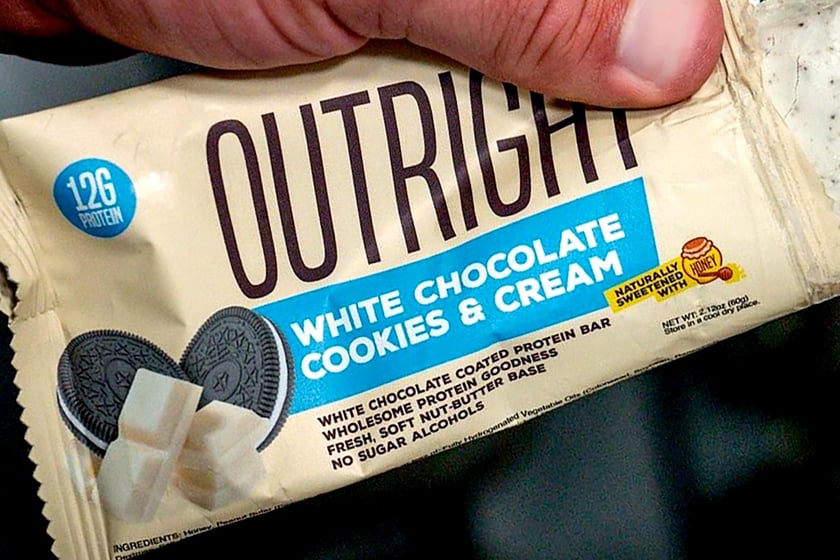White Chocolate Cookies And Cream Outright Protein Bar