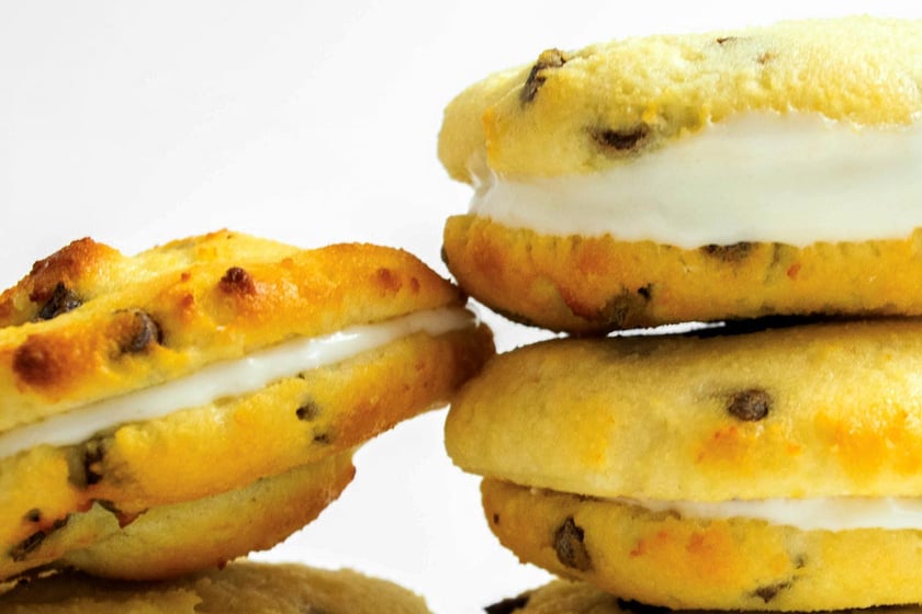 the dough bar protein whoopie pie
