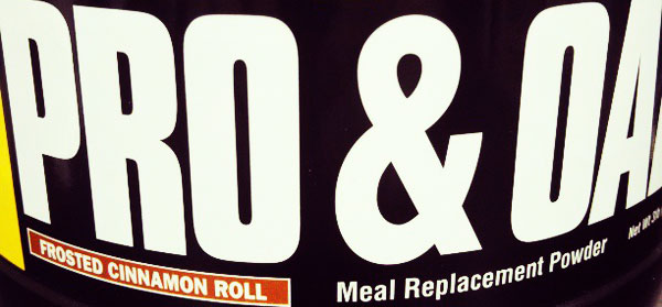 Universal Nutrition Pro & Oats frosted cinnamon roll Universal Nutrition Pro & Oats frosted cinnamon roll