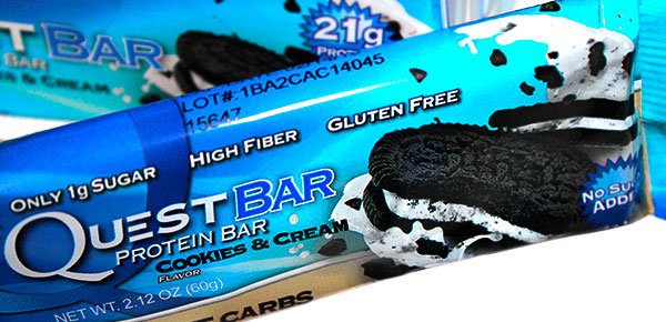 Review of Quest Nutrition's cookies and cream protein bar Review of Quest Nutrition's cookies and cream protein bar