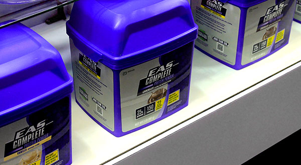 Stack3d @ the '15 Arnold, EAS make room for scoops in their repackaged Complete Protein Stack3d @ the '15 Arnold, EAS make room for scoops in their repackaged Complete Protein