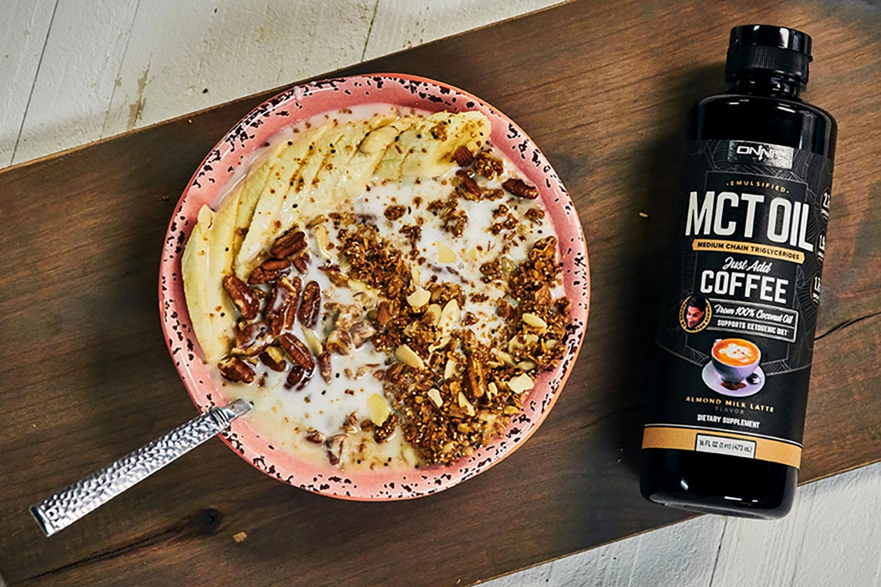 onnit almond milk latte mct oil