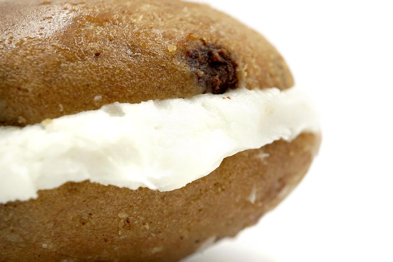 the dough bar whoopie pie