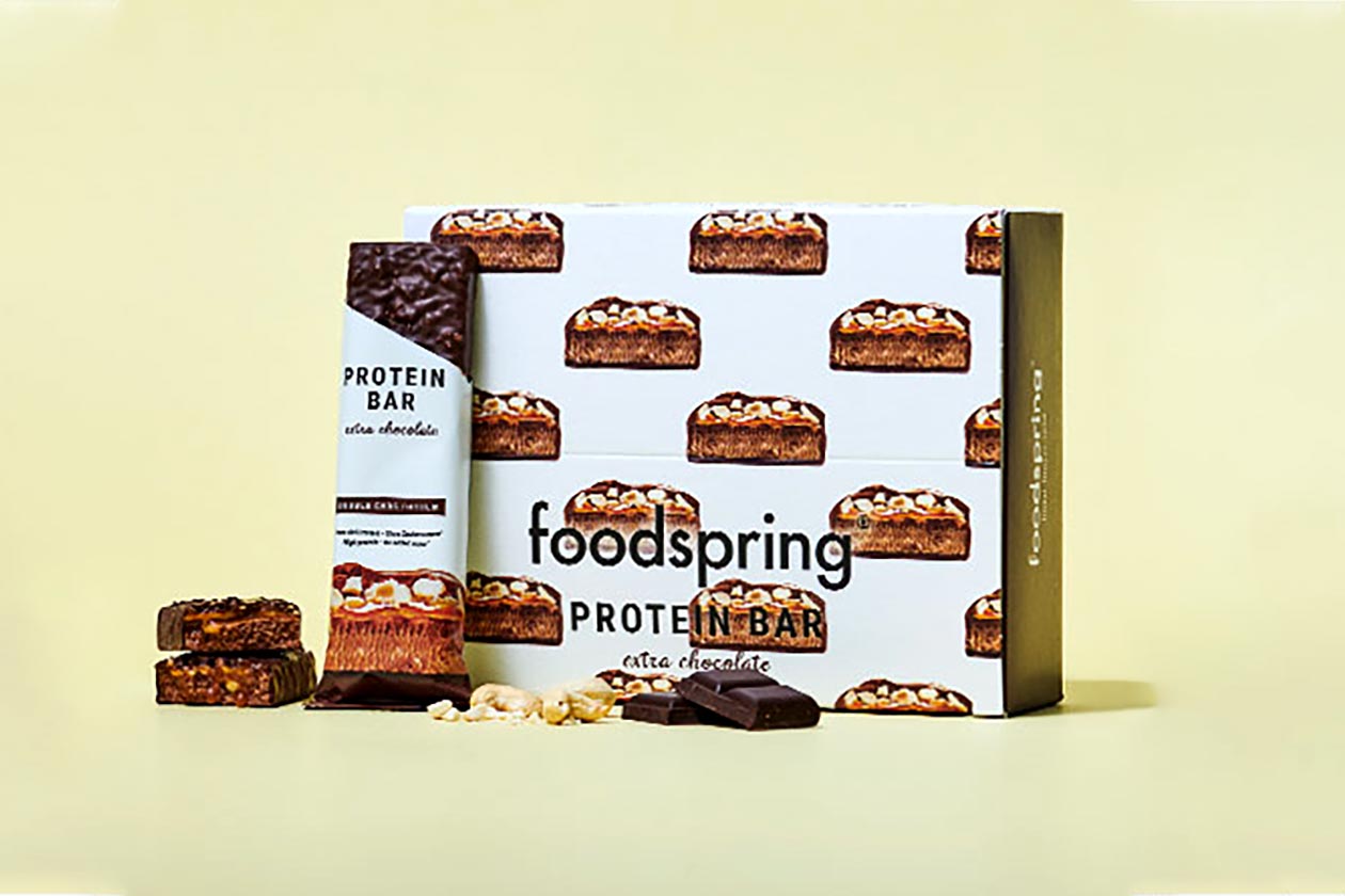foodspring protein bar extra chocolate