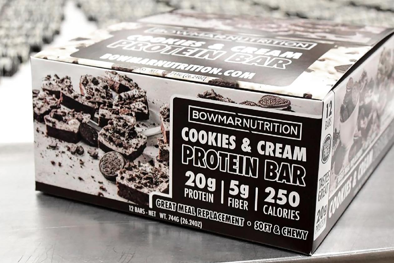 cookies and cream bowmar protein bar