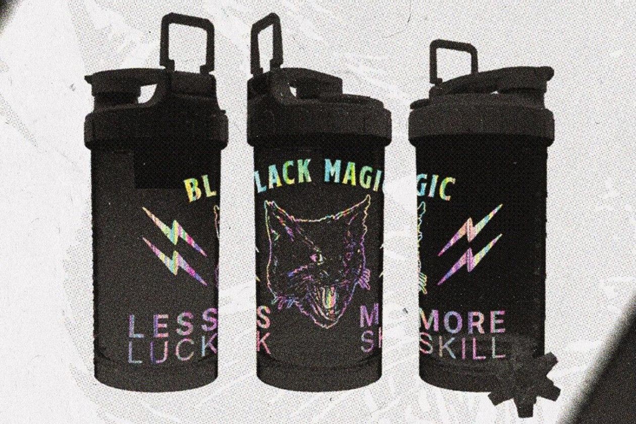 Black Magic Hologram Shaker